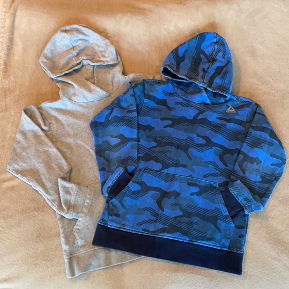 2 Used Boys Reebok pullover hoodies size L